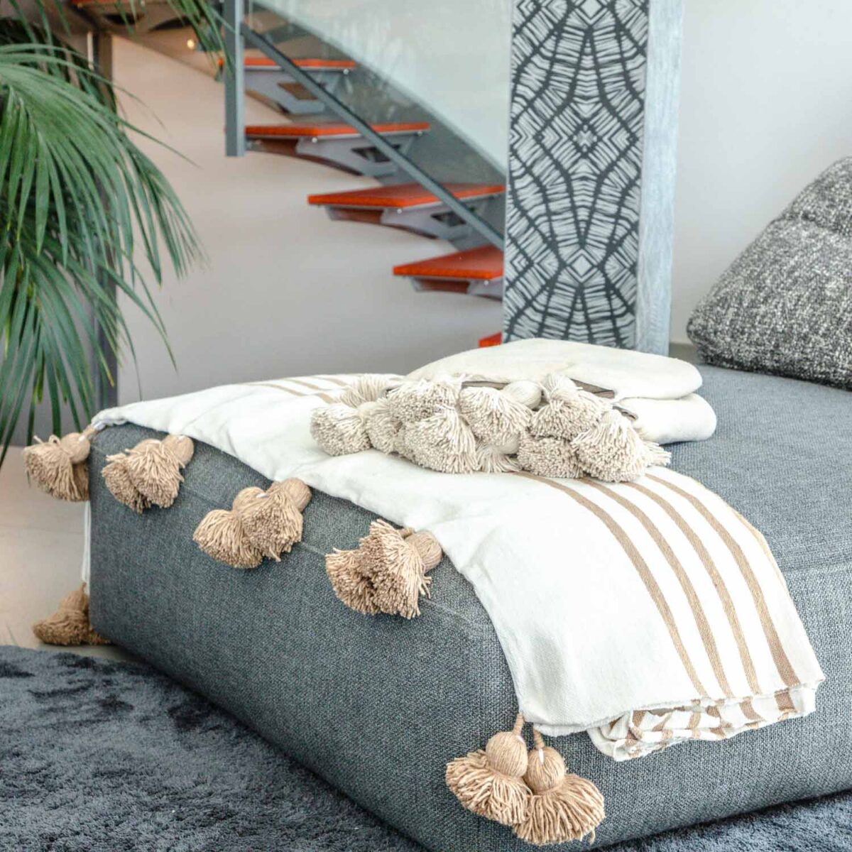 Handmade Throw with Tassels – Cozy & Boho Style Blanket - Image 5
