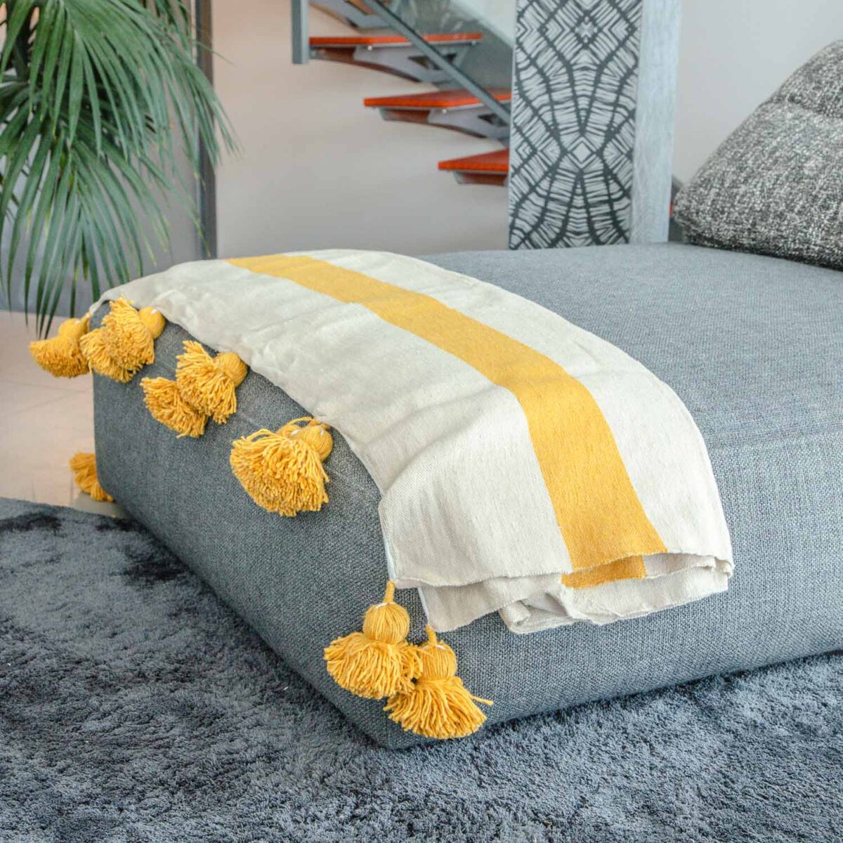 Handmade Throw with Tassels – Cozy & Boho Style Blanket - Image 1