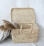 Craft trunk in palm