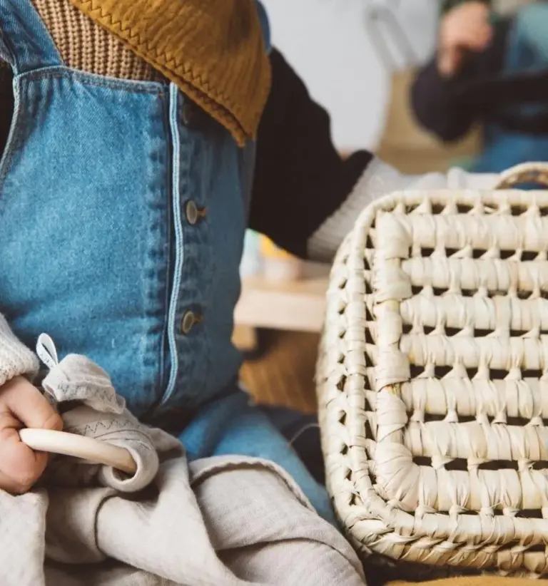 Small Handwoven Palm Leaf Suitcase – Natural Handmade Storage Basket