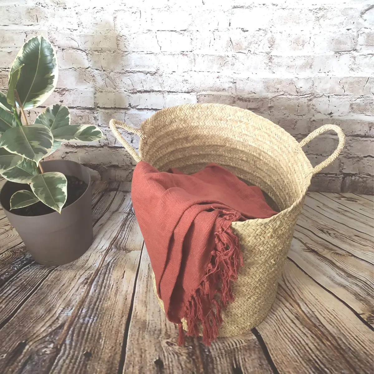 Large Handwoven Palm Leaf Storage Basket – Natural Home Organizer with Handles - Image 3