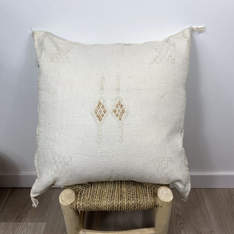 Cactus Silk Cushion Cover