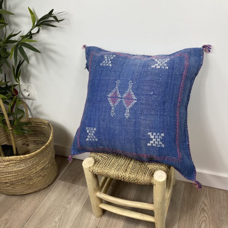 Cactus Silk Cushion Cover
