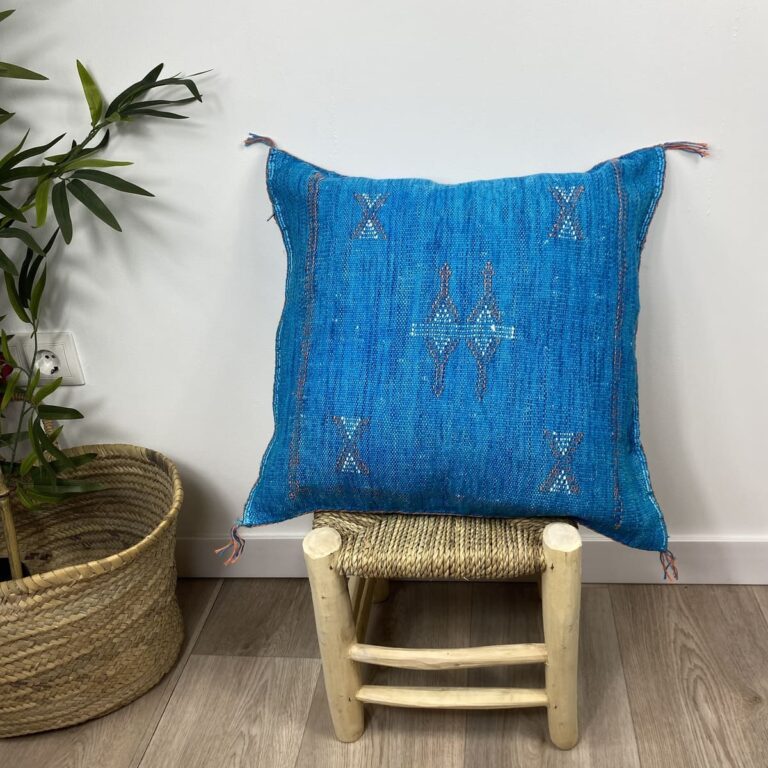 Cactus Silk Cushion Cover