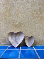 Ensemble de Cœurs en Bois Sculptés à la Main – Vide-Poche, Déco & Présentoir | Artisanat Marocain