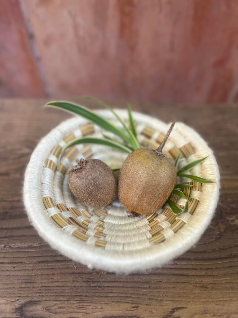 Flat Basket – Handmade Moroccan Decor 🌿✨