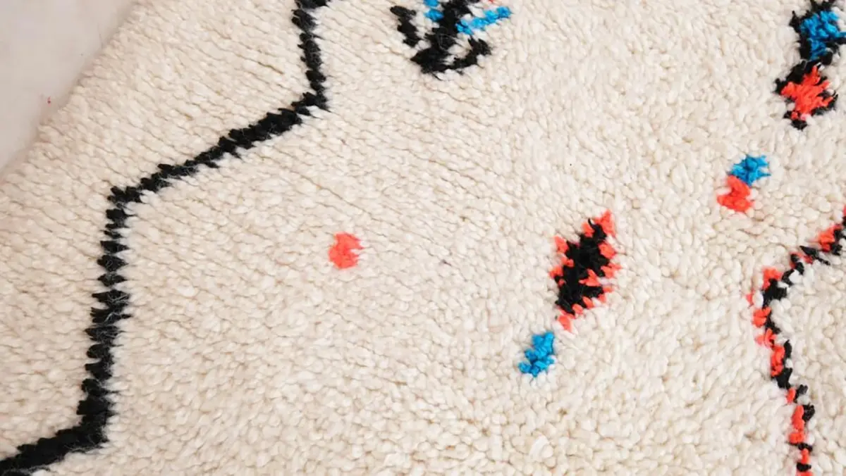 Pure Wool Moroccan Berber Carpet – Handmade Runner Rug Dimensions: 135 x 233 cm - Image 5