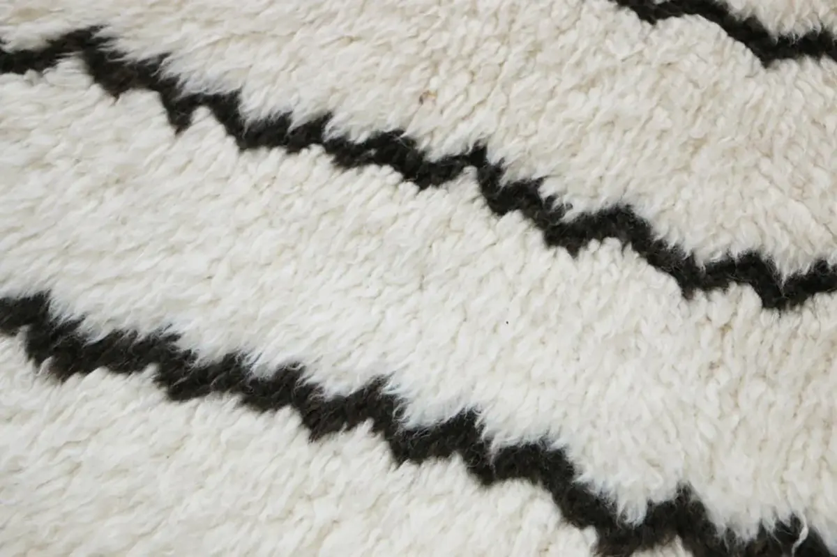 Pure Wool Moroccan Berber Carpet – Custom Handmade Rug 80 x 240 cm - Image 2