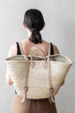 French Basket Backpack – Handwoven Palm Leaf Bag with Leather Straps